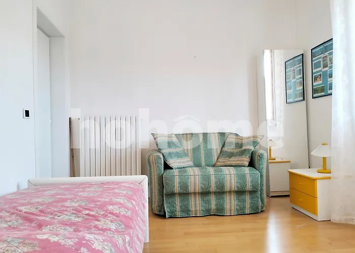 Roma アパート トルトレート